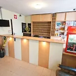 Malinowski ホステル