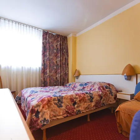 Malinowski Hostel
