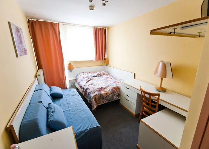 Malinowski ホステル